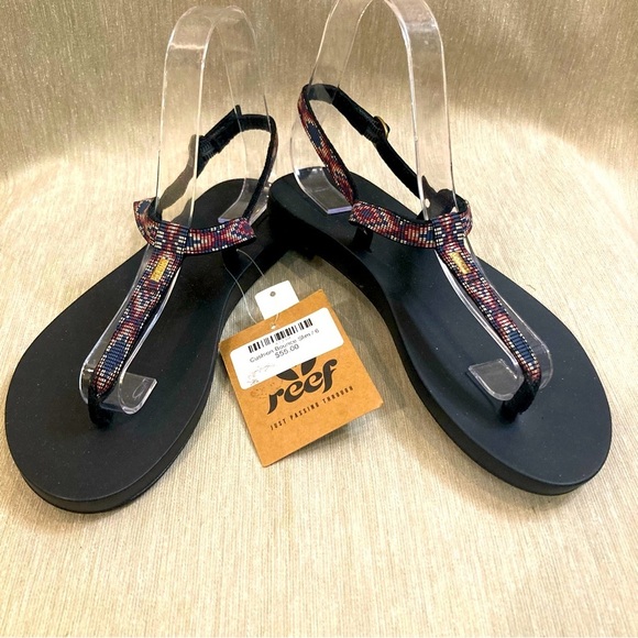 REEF Sz Cushion Bounce Slim T-Post  in Amethyst Buckle Closure Sandals NEW - Picture 1 of 8